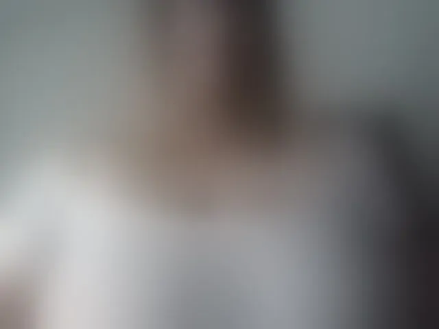 Live sex webcam photo for ElissaHot #273763671