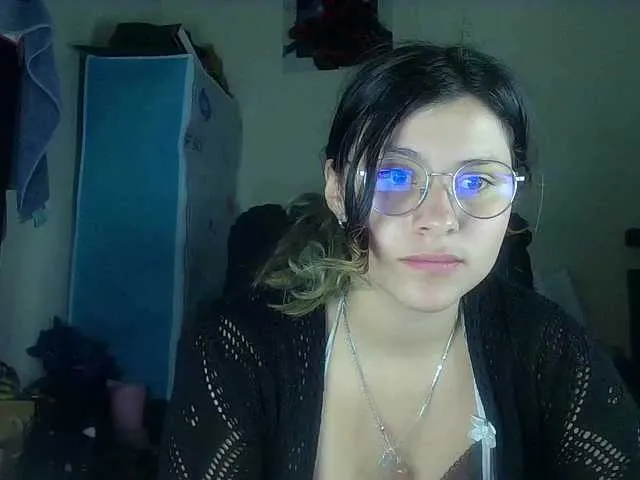 Live sex webcam photo for Elith20 #290764191