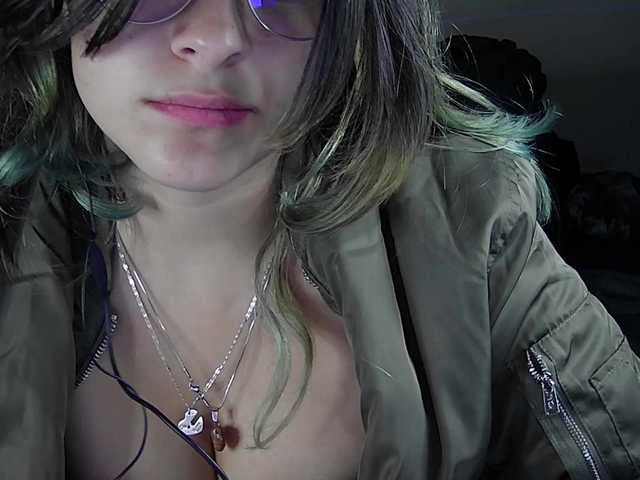 Live sex webcam photo for Elith20 #290820430