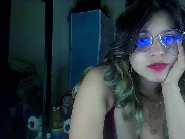 Live sex webcam photo for Elith20 #290846527