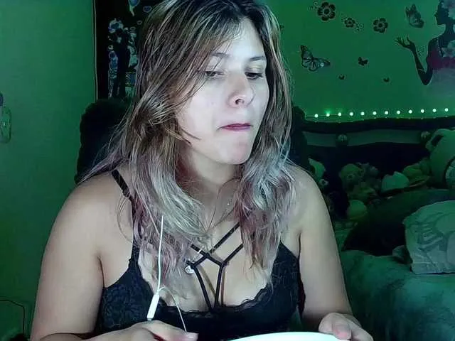 Live sex webcam photo for Elith20 #291939817