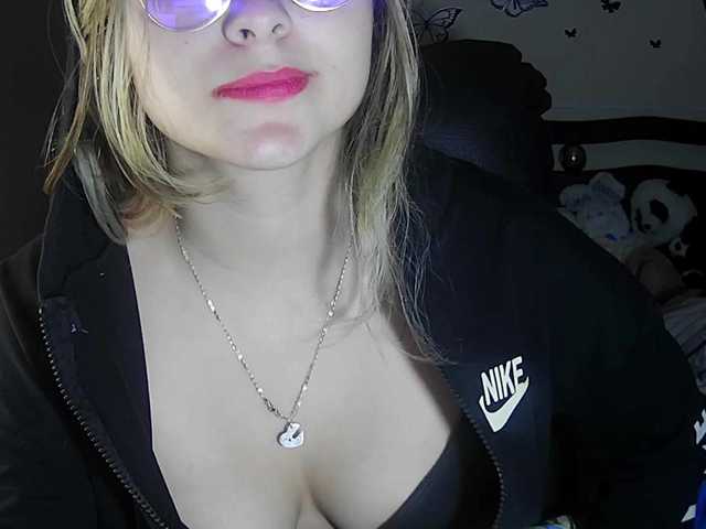 Live sex webcam photo for Elith20 #292381043