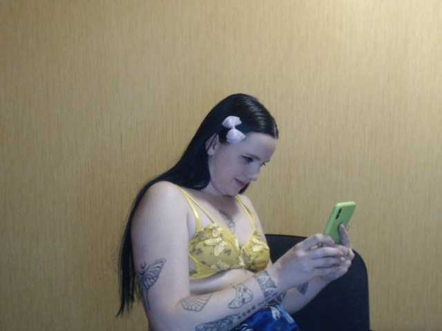 Live sex webcam photo for Elithabeth7 #272099552