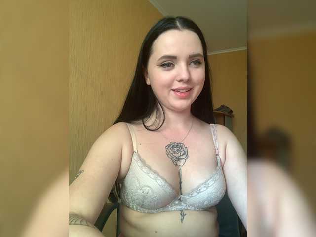 Live sex webcam photo for Elithabeth7 #272574932