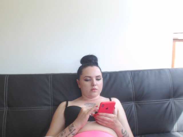 Live sex webcam photo for Elithabeth7 #273675915