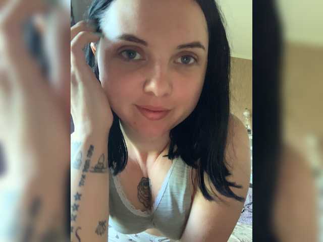 Live sex webcam photo for Elithabeth7 #274145277