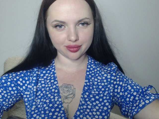 Live sex webcam photo for Elithabeth7 #275905412