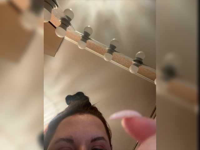 Live sex webcam photo for Elithabeth7 #276539497