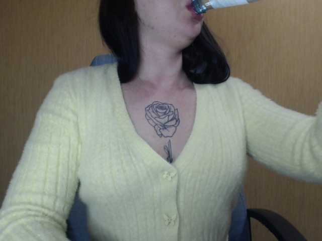 Live sex webcam photo for Elithabeth7 #276804125