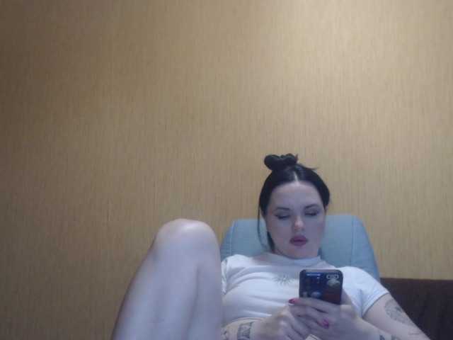 Live sex webcam photo for Elithabeth7 #290340514