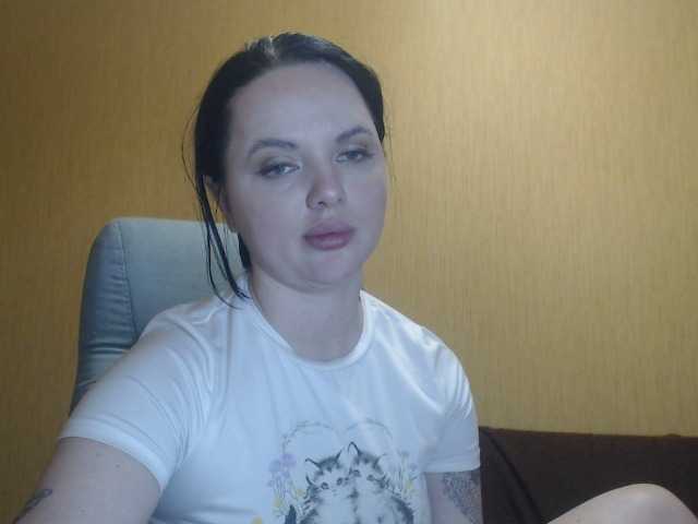 Live sex webcam photo for Elithabeth7 #290362812