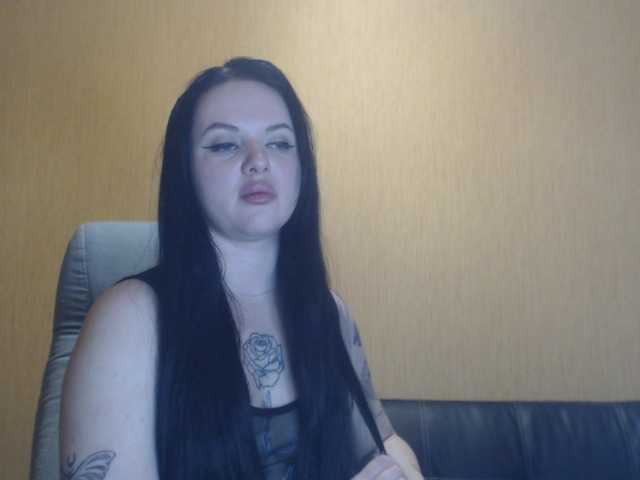 Live sex webcam photo for Elithabeth7 #290596681