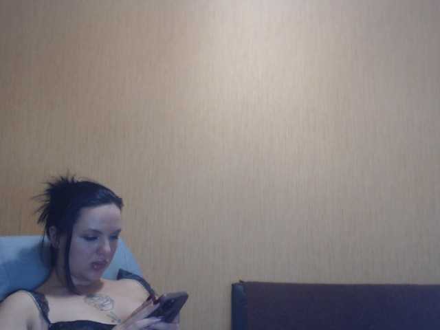 Live sex webcam photo for Elithabeth7 #290630706