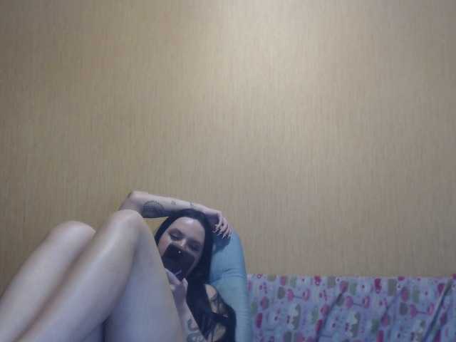 Live sex webcam photo for Elithabeth7 #290663650