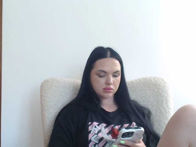 Live sex webcam photo for Elithabeth7 #290984656