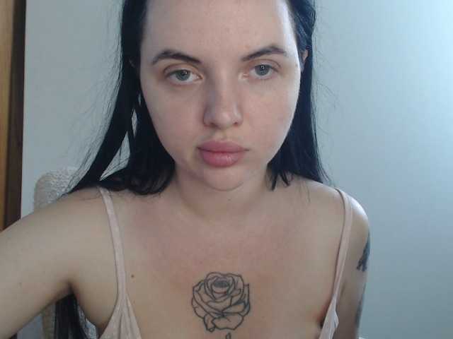 Live sex webcam photo for Elithabeth7 #291457770