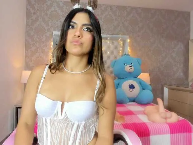 Live sex webcam photo for ElizHarper #292412737