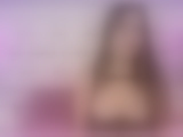 Live sex webcam photo for ElizHarper #292530311