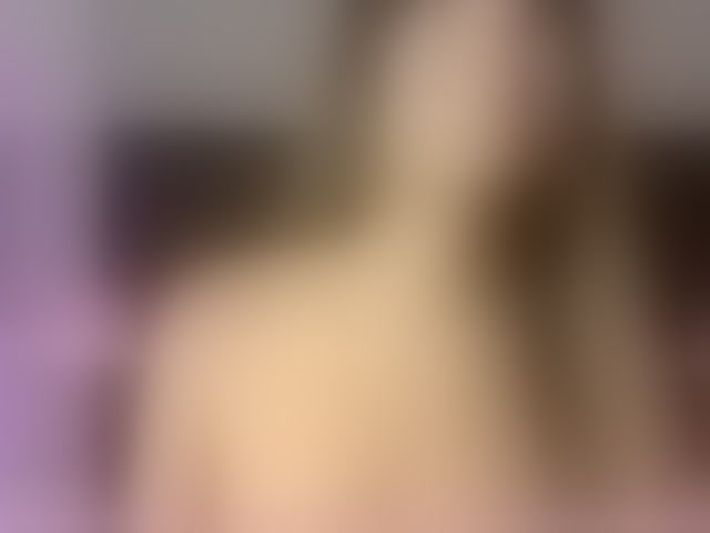 Live sex webcam photo for ElizHarper #292545930