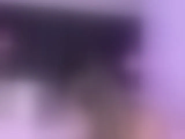 Live sex webcam photo for ElizHarper #293621579