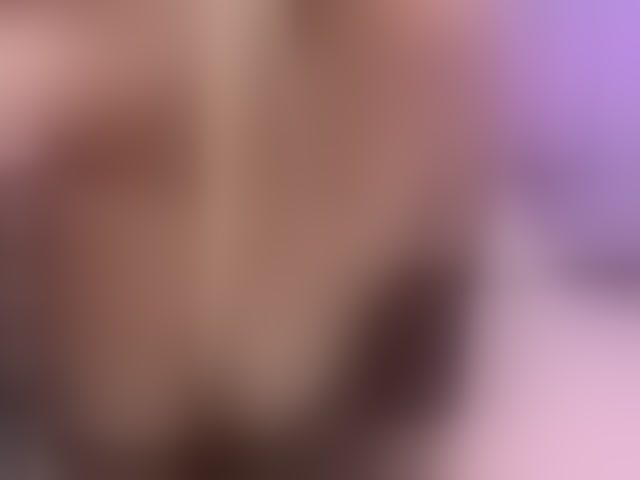 Live sex webcam photo for ElizHarper #293744764