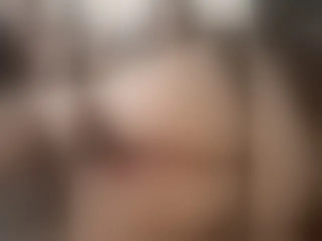 Live sex webcam photo for Eliza0 #293875050