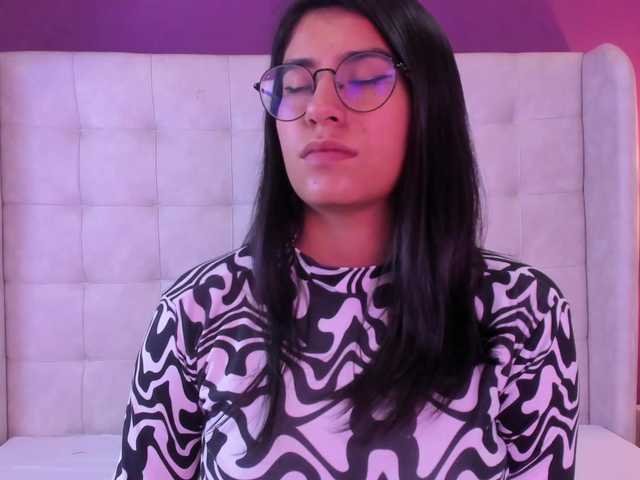 Live sex webcam photo for ElizaabethH #276994300