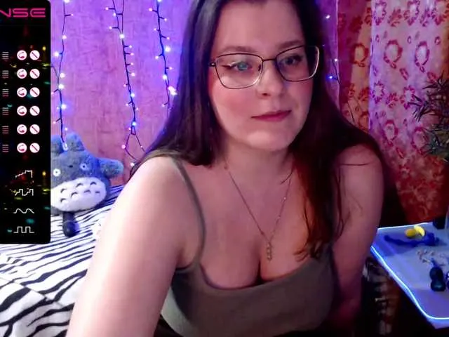 Live sex webcam photo for Elizabeth-3 #272243181