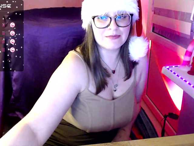 Live sex webcam photo for Elizabeth-3 #276970542