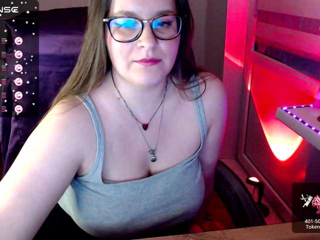 Live sex webcam photo for Elizabeth-3 #277336852