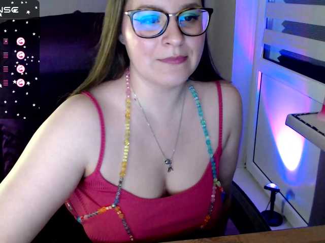 Live sex webcam photo for Elizabeth-3 #277683468