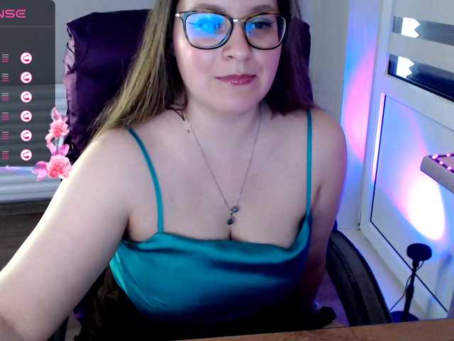 Live sex webcam photo for Elizabeth-3 #277918006