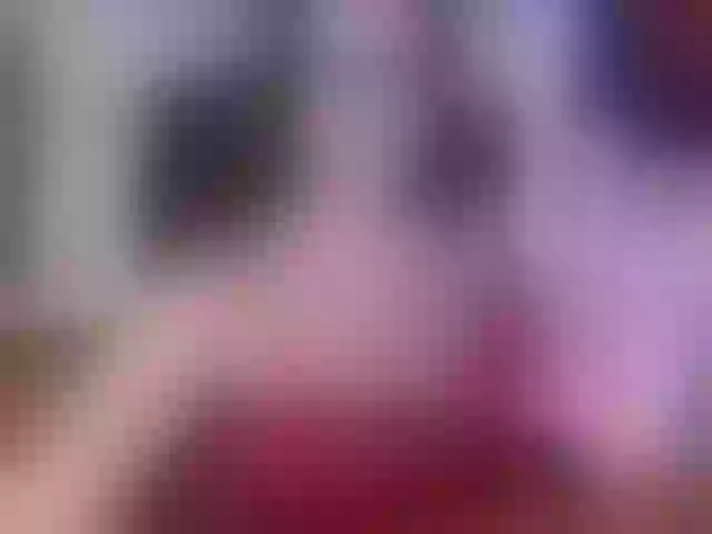 Live sex webcam photo for Elizabeth-3 #292074558