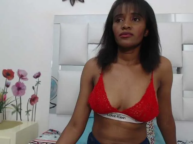 Live sex webcam photo for ElizabethBaanks #276492996