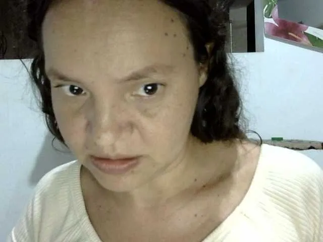 Live sex webcam photo for ElizabethMart #290693051