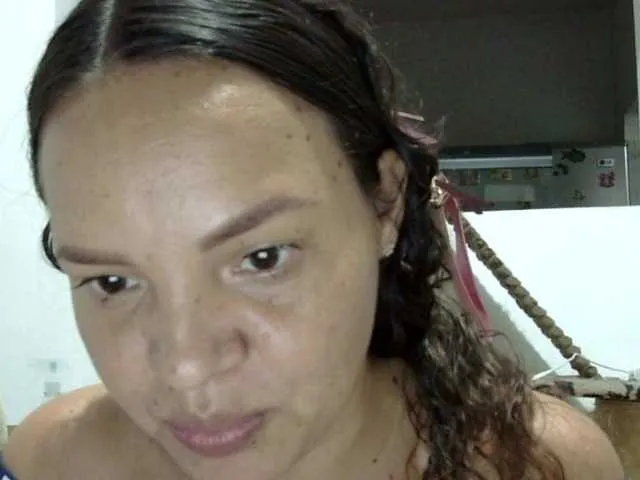 Live sex webcam photo for ElizabethMart #291373982