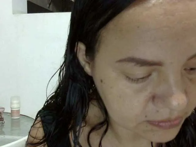 Live sex webcam photo for ElizabethMart #292044452