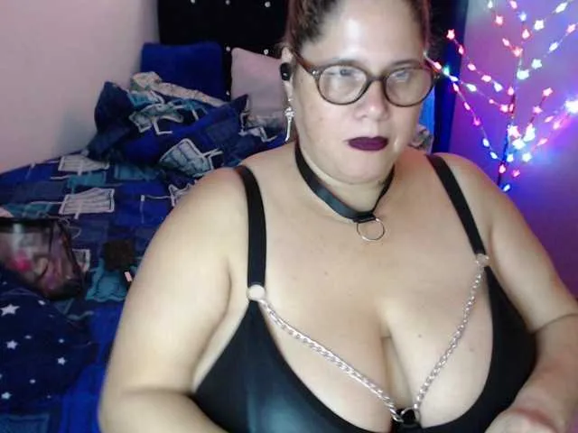 Live sex webcam photo for ElizabethTaylor8 #292298171