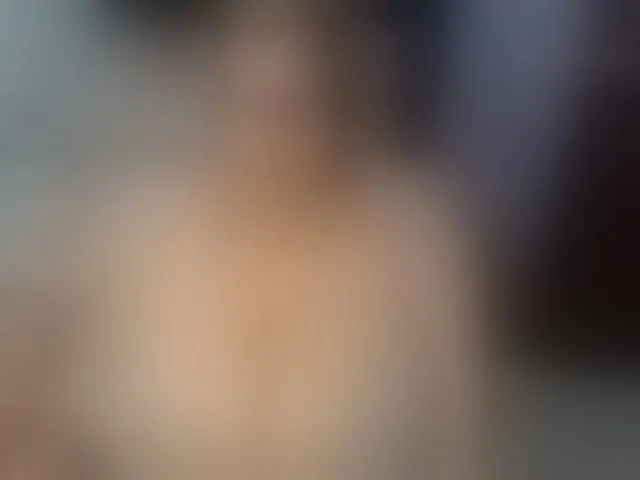 Live sex webcam photo for ElizabethTaylor8 #293872102
