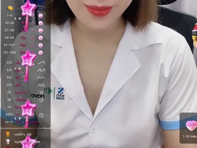 Live sex webcam photo for Elizaflower-To #276869458