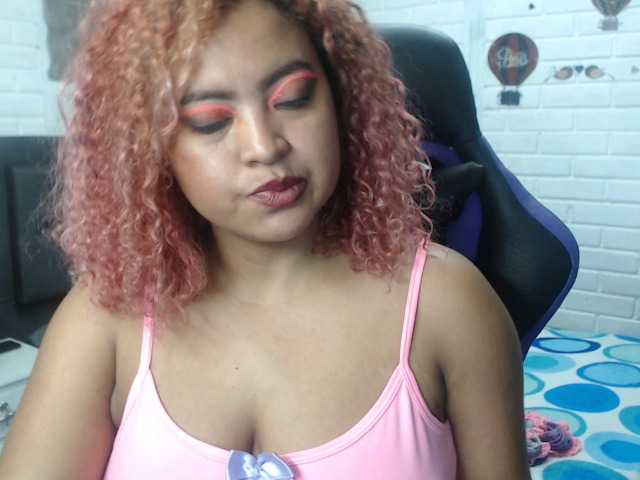 Live sex webcam photo for Elizarossi1 #272761240