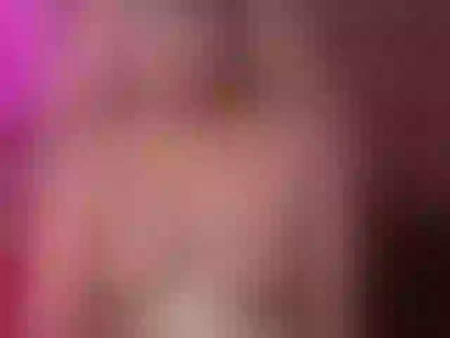 Live sex webcam photo for Ella-kelly #291773258
