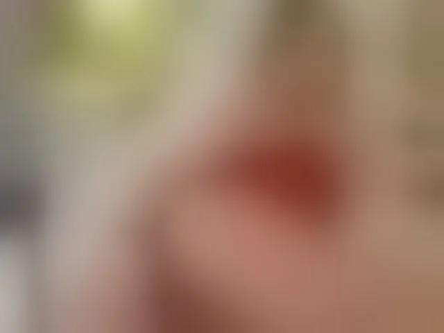 Live sex webcam photo for EllaAziana #293486341