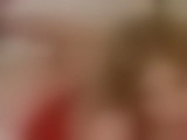 Live sex webcam photo for EllaAziana #293513913