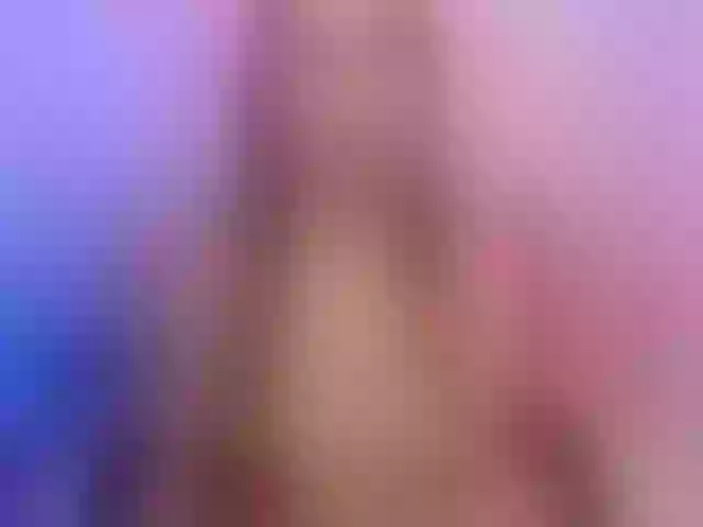 Live sex webcam photo for EllaClark #287991793