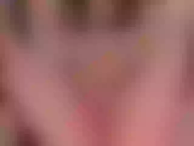 Live sex webcam photo for EllaClark #287991877