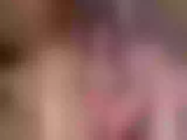 Live sex webcam photo for EllaClark #287991933