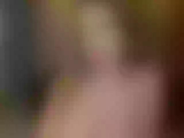 Live sex webcam photo for EllaClark #287991938