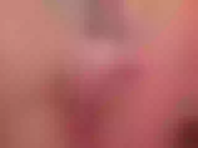 Live sex webcam photo for EllaClark #287991950