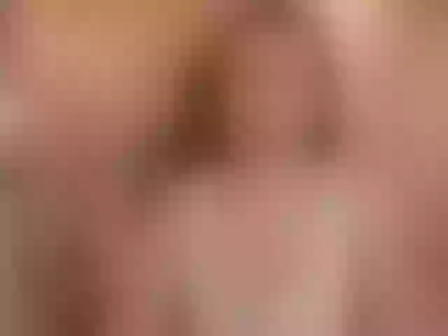 Live sex webcam photo for EllaClark #292035625